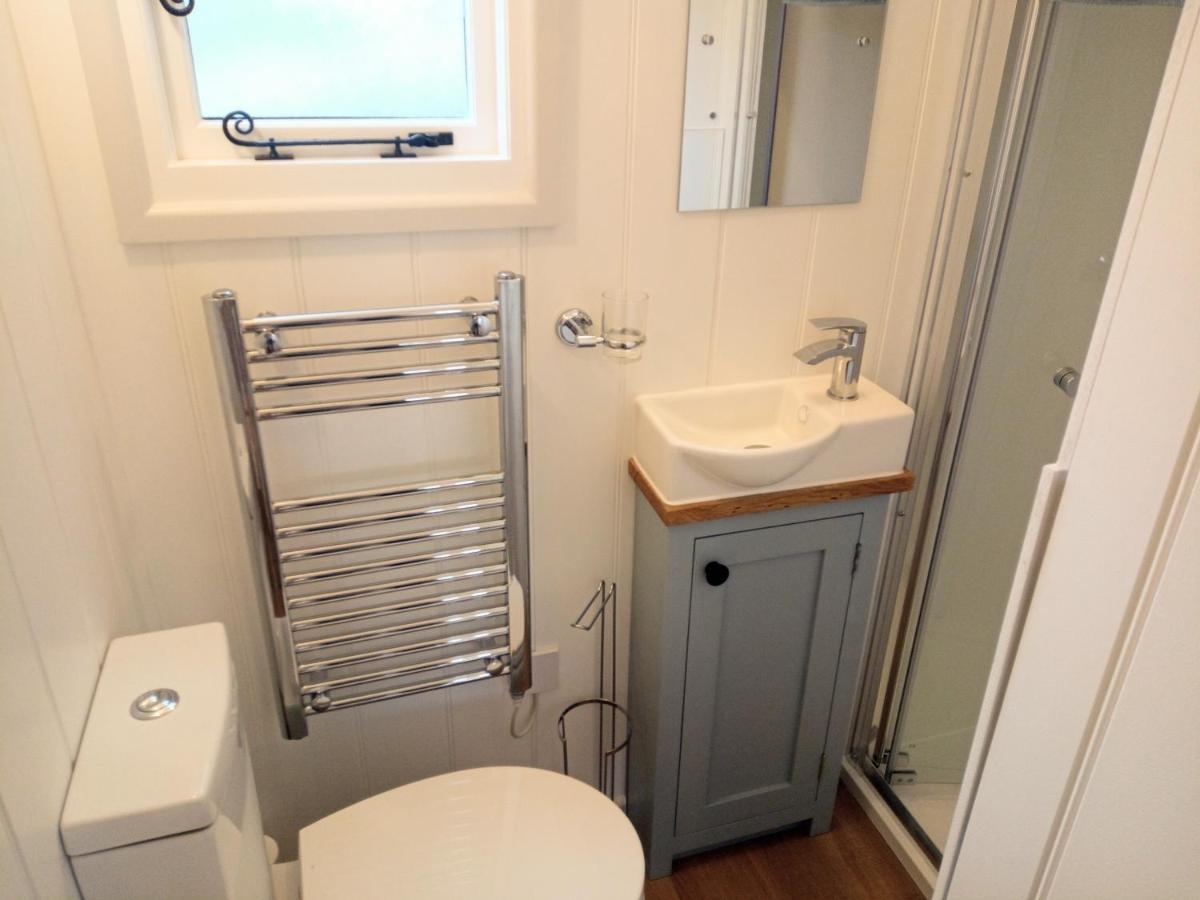Yew Tree View Luxury Shepherd'S Hut Sturminster Newton Εξωτερικό φωτογραφία